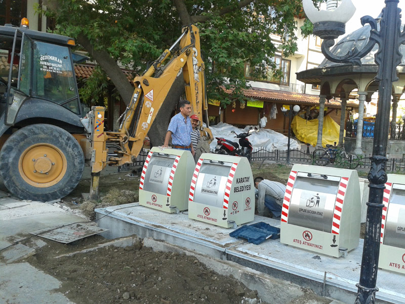 Ã–ZDEMİRKAN Yer altı çöp konteyneri 