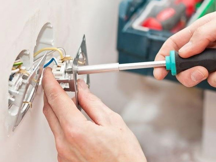 ŞAHİN Konya elektrik arıza, elektrik arızası,Konya elektrik tesisatı,Konya elektrik firması 