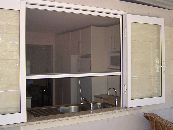 KURTULUŞ; Bursa sineklik fiyatları, sineklik tamiri, bursa sineklik firmaları, bursa sineklik modelleri