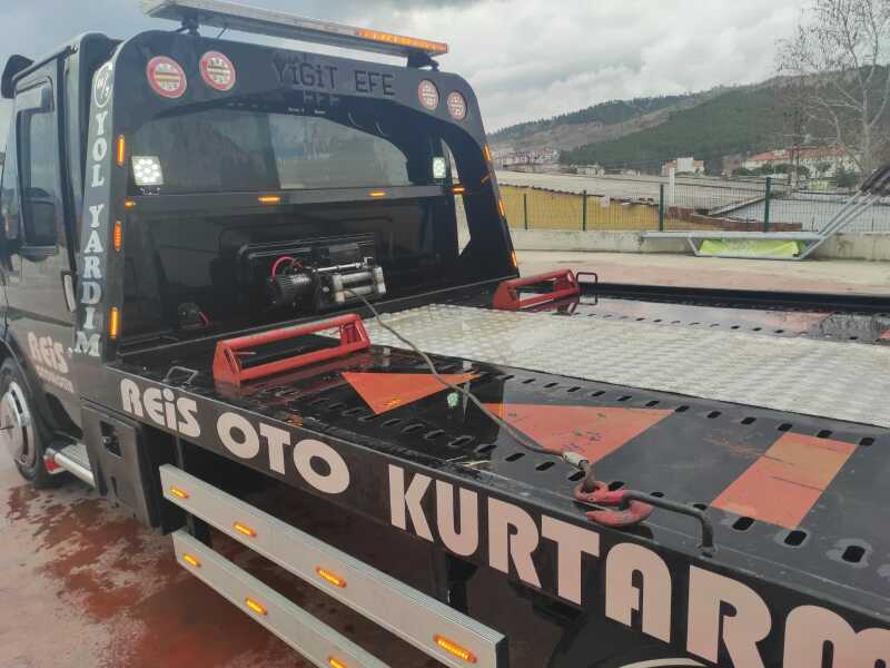 REİS; Taşova araç çekici, yol yardım, oto araç taşıma, erbaa oto kurtarma, araç çekici, yol yardım
